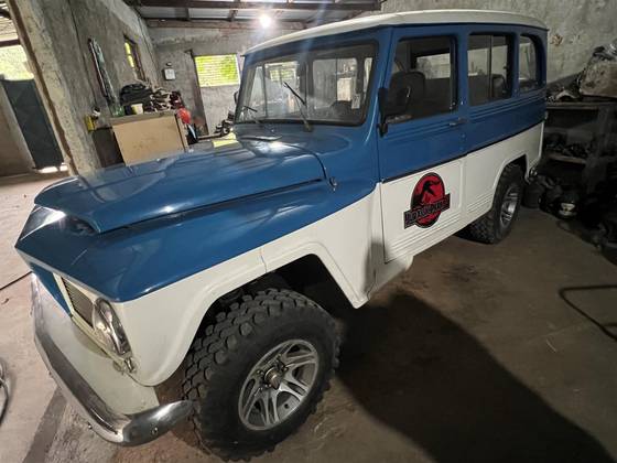 FORD RURAL 3.0 LUXO 4X2 6 CILINDROS 12V GASOLINA 2P MANUAL FORD RURAL 3.0 LUXO 4X2 6 CILINDROS 12V GASOLINA 2P MANUAL